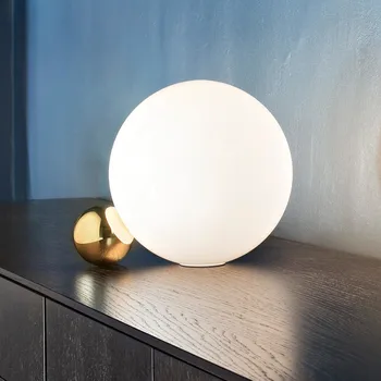 נורדי זכוכית כדור לבן מנורת שולחן פשוטה הזהב חומרה השינה, בסלון ליד המיטה קישוט E14 LED תאורה מנורת שולחן
