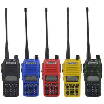 מכשיר קשר Baofeng Uv-82 Dual Band VHF/UHF 136-174/400-520MHz כפול דיבור / שידור 5W חזיר שני רדיו דרך Uv82 FM Ttransceiver UV 82